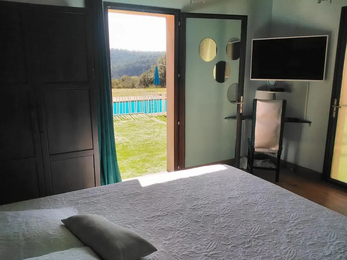 Nature Et Tourisme Villa 8 Adultes Ou 10 Personnes Si Enfants Sillans-la Cascade